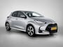 Toyota Yaris 1.5 Hybrid 115 Dynamic | Parkeersensoren V+A | Stuur-Stoelverwarming | Blindspot |