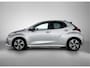 Toyota Yaris 1.5 Hybrid 115 Dynamic | Parkeersensoren V+A | Stuur-Stoelverwarming | Blindspot |
