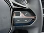 Peugeot e-2008 EV Allure 50kWh SOH 97% Two Tone 3D-Navi Stoelverwarming Apple Carplay Android Auto Ecc Cruise Control Regen-Lichtsensor Privacy Glas Keyless Connected-Apps DAB Bluetooth Led Lane Assist Isofix Dealeronderhouden 1e Eigenaar Origineel Nederlandse Auto