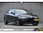 Alfa Romeo Giulia 2.2 Automaat Pano Camera Trekhaak Stoel/Stuurverw. Xenon Leder Memory! Squadra Gechipt 19 Inch!