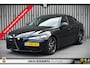 Alfa Romeo Giulia 2.2 Automaat Pano Camera Trekhaak Stoel/Stuurverw. Xenon Leder Memory! Squadra Gechipt 19 Inch!