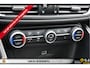 Alfa Romeo Giulia 2.2 Automaat Pano Camera Trekhaak Stoel/Stuurverw. Xenon Leder Memory! Squadra Gechipt 19 Inch!