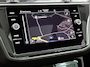 Volkswagen Tiguan 1.4 TSI eHybrid R-Line Business+ | SoH 88%  | Automaat | Panorama Schuif/Kantel Dak | All Season Banden | Digital Cockpit (PRO) | Navigatie | Carplay | Parkeercamera