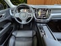Volvo XC60 2.0 B5 AWD Momentum Pro | Trekhaak | Camera | Memory | Stuur/stoelverwarming | Adaptive Cruise