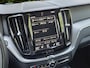 Volvo XC60 2.0 B5 AWD Momentum Pro | Trekhaak | Camera | Memory | Stuur/stoelverwarming | Adaptive Cruise