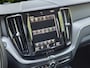 Volvo XC60 2.0 B5 AWD Momentum Pro | Trekhaak | Camera | Memory | Stuur/stoelverwarming | Adaptive Cruise