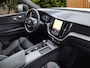 Volvo XC60 2.0 T6 Plug-in hybrid AWD Plus Dark | Trekhaak | Camera | Panoramadak | Memory | Pilot Assist