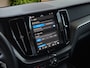Volvo XC60 2.0 T6 Plug-in hybrid AWD Plus Dark | Trekhaak | Camera | Panoramadak | Memory | Pilot Assist