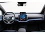 Volvo EX30 Single Motor Extended Range Plus 69 kWh | Elektrisch Verstelbare Voorstoelen | Keyless | Adaptieve Cruise Control | Pilot Assist | BLIS | Harman/Kardon | All-Season Banden | Elektrische Achterklep | Stoelverwarming | Stuurverwarming | Interieurverlichting | 19-Inch Lichtmetalen Velgen |