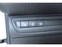Peugeot 2008 1.2-110pk PureTech Allure. Hoogzitter met weinig km's ! Trekhaak, Climate Controle, Cruise Controle, Navigatie, Camera,