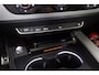 Audi A4 Limousine 35 TFSi S-Line S-dak 19"