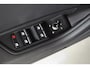 Audi A4 Limousine 35 TFSi S-Line S-dak 19"