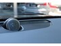 Volvo V90 2.0 T8 Plug-in hybrid AWD Ultra Dark | Luchtvering | Bowers & Wilkins Audiosysteem | Lichtmetalen Velgen 20"| Kunstlederen Interieurdelen | Semi Elektrische Trekhaak | Adaptieve Matrix-LED Koplampen | Rondomzicht Camera | Elektrisch Glazen Panorama-Dak | Head-up Display | Electronic Climate Controle | Massagefunctie Voorstoelen | Verwarmde en Geventileerde Voorstoelen | Stuurwiel Verwarmd | Achterbank Verwarmd | Google Navigatiesysteem Full Map | Gelaagde Zijruiten |