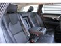Volvo V90 2.0 T8 Plug-in hybrid AWD Ultra Dark | Luchtvering | Bowers & Wilkins Audiosysteem | Lichtmetalen Velgen 20"| Kunstlederen Interieurdelen | Semi Elektrische Trekhaak | Adaptieve Matrix-LED Koplampen | Rondomzicht Camera | Elektrisch Glazen Panorama-Dak | Head-up Display | Electronic Climate Controle | Massagefunctie Voorstoelen | Verwarmde en Geventileerde Voorstoelen | Stuurwiel Verwarmd | Achterbank Verwarmd | Google Navigatiesysteem Full Map | Gelaagde Zijruiten |