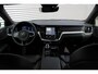 Volvo V60 T8 Plug-in hybrid AWD Plus Dark SOH-waarde 100% | Trekhaak | Verwarmbare voorstoelen, achterbank en stuurwiel | 360 graden camera | Premium audio by Harman Kardon | Adaptieve cruise control |