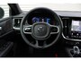 Volvo V60 T8 Plug-in hybrid AWD Plus Dark SOH-waarde 100% | Trekhaak | Verwarmbare voorstoelen, achterbank en stuurwiel | 360 graden camera | Premium audio by Harman Kardon | Adaptieve cruise control |