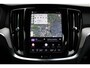 Volvo V60 T8 Plug-in hybrid AWD Plus Dark SOH-waarde 100% | Trekhaak | Verwarmbare voorstoelen, achterbank en stuurwiel | 360 graden camera | Premium audio by Harman Kardon | Adaptieve cruise control |