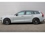 Volvo V60 T8 Plug-in hybrid AWD Plus Dark SOH-waarde 100% | Trekhaak | Verwarmbare voorstoelen, achterbank en stuurwiel | 360 graden camera | Premium audio by Harman Kardon | Adaptieve cruise control |