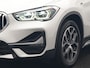 BMW X1 xDrive25e xLine PHEV 221pk Dealer O.H | Panodak | Adaptive Cruise | Camera | Head Up | Lederen Sportstoelen Memory & Verwarmd | Hifi Audio | Lane Assist | Sfeerverlichting | Navigatie | DAB | 18"L.M | Plug In Hybrid |