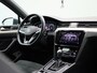 Volkswagen Passat 1.5 TSI R-Line Business + AUTOMAAT | NAVIGATIE | CAMERA | MASSAGE | STOELVERWARMING