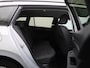 Volkswagen Golf Variant 1.0 eTSI Life Business AUTOMAAT | NAVIGATIE | PARKEERSENSOREN