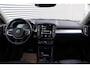 Volvo XC40 1.5 T4 Recharge R-Design Expression | Panoramadak | Keyless | Apple carplay/Android auto | Verwarmbare voorruit | BLIS | DAB | Achteruitrijcamera | Parkeersensoren Voor & Achter | Elektrische Achterklep | Lederen Bekleding |