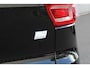 Volvo XC40 1.5 T4 Recharge R-Design Expression | Panoramadak | Keyless | Apple carplay/Android auto | Verwarmbare voorruit | BLIS | DAB | Achteruitrijcamera | Parkeersensoren Voor & Achter | Elektrische Achterklep | Lederen Bekleding |