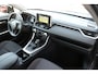 Toyota RAV4 2.5 Hybrid Active Automaat | Apple Carplay / Android auto | Achteruitrij camera | Stoel verwarming | 17” lichtmetalen velgen | 7 inch digitaal instrumentenpaneel | Parkeerhulpcamera achter met breedbe
