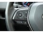 Toyota RAV4 2.5 Hybrid Active Automaat | Apple Carplay / Android auto | Achteruitrij camera | Stoel verwarming | 17” lichtmetalen velgen | 7 inch digitaal instrumentenpaneel | Parkeerhulpcamera achter met breedbe