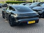 Porsche Taycan GTS 93 kWh / SoH 91,6% / Panoramadak / 360Camera / Head-up / Passenger Display / Achterasbesturing / Keyless / Bose / 21'' / Luchtvering / Sportdesign+Chrono / Matrix LED / Carbon intr. / Innodrive