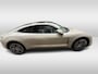 Porsche Taycan Performance 84 kWh / Panoramadak / Camera / Luchtvering / 20'' / Leder / CarPlay / Stoelverwarming / DAB / ACC