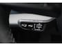 Porsche Taycan Performance 84 kWh / Panoramadak / Camera / Luchtvering / 20'' / Leder / CarPlay / Stoelverwarming / DAB / ACC