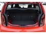 Volkswagen Up! 1.0 BMT cross up! / NL Auto! / 1e Eign. / Camera / Navi. by App / 16'' / Getint glas / Stoelverwarming / DAB / Cruise Control / Climate Control