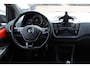 Volkswagen Up! 1.0 BMT cross up! / NL Auto! / 1e Eign. / Camera / Navi. by App / 16'' / Getint glas / Stoelverwarming / DAB / Cruise Control / Climate Control