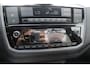Volkswagen Up! 1.0 BMT cross up! / NL Auto! / 1e Eign. / Camera / Navi. by App / 16'' / Getint glas / Stoelverwarming / DAB / Cruise Control / Climate Control