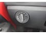 Volkswagen Up! 1.0 BMT cross up! / NL Auto! / 1e Eign. / Camera / Navi. by App / 16'' / Getint glas / Stoelverwarming / DAB / Cruise Control / Climate Control