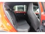 Volkswagen Up! 1.0 BMT cross up! / NL Auto! / 1e Eign. / Camera / Navi. by App / 16'' / Getint glas / Stoelverwarming / DAB / Cruise Control / Climate Control