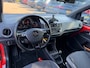 Volkswagen Up! 1.0 BMT cross up! / NL Auto! / 1e Eign. / Camera / Navi. by App / 16'' / Getint glas / Stoelverwarming / DAB / Cruise Control / Climate Control