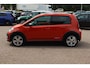 Volkswagen Up! 1.0 BMT cross up! / NL Auto! / 1e Eign. / Camera / Navi. by App / 16'' / Getint glas / Stoelverwarming / DAB / Cruise Control / Climate Control