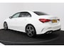 Mercedes-Benz A-klasse 180 Business Solution AMG (STOELVERWARMING, SFEERVERLICHTING, CAMERA, NAVIGATIE, PARKEERSENSOREN)