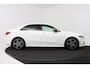 Mercedes-Benz A-klasse 180 Business Solution AMG (STOELVERWARMING, SFEERVERLICHTING, CAMERA, NAVIGATIE, PARKEERSENSOREN)