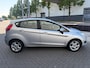 Ford Fiesta 1.0 Style Titanium*1eEigenaar*NAVI*Cruise*Park-Sensoren*velgen*APK*NAP