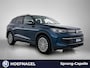 Volkswagen Tiguan 1.5 eTSI Life Edition | Trekhaak | 360 Camera | Stoelverwarming | Adaptive Cruise | Navigatie | CarPlay