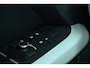 Land Rover Defender 110 2.0 P400e 110 HSE Urban | NL-Auto | Panoramadak | Meridian Sound | 360 Camera | Luchtvering | Stoelverwarming + Ventilatie | Adaptive Cruise Control | Trekhaak |