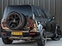 Land Rover Defender 110 2.0 P400e 110 HSE Urban | NL-Auto | Panoramadak | Meridian Sound | 360 Camera | Luchtvering | Stoelverwarming + Ventilatie | Adaptive Cruise Control | Trekhaak |