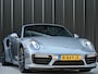 Porsche 911 Cabrio 3.8 Turbo S | Keramische Remmen | Carbon Inleg | 18 Wegs Adaptieve Sportstoelen + Memory | Achterasbesturing | Bose | Camera | Sport Chrono | Stoel + Stuurverwarming |