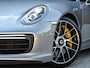 Porsche 911 Cabrio 3.8 Turbo S | Keramische Remmen | Carbon Inleg | 18 Wegs Adaptieve Sportstoelen + Memory | Achterasbesturing | Bose | Camera | Sport Chrono | Stoel + Stuurverwarming |
