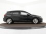 Volkswagen Golf 1.0 eTSI 110pk DSG Life · Camera · Apple/Android Car Play · Navigatie · P-Sensoren · 16'' Inch · Garantie t/m 04-02-2028 of 100.000km