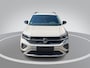 Volkswagen T-Cross 1.0 TSI 115pk DSG Life Edition · Apple/Android Car Play · Navigatie · Dodehoek Detectie · Trekhaak · 17'' Inch · Clima · Stoelverwarming ·