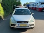 Ford Focus Wagon 1.6-16V AIRCO/CARPLAY/CRUISE! APK 07-2027!